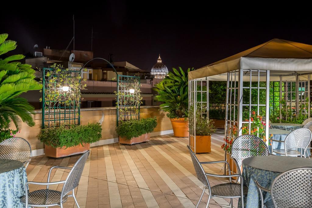 Domus Carmelitana Hotel Roma Ngoại thất bức ảnh