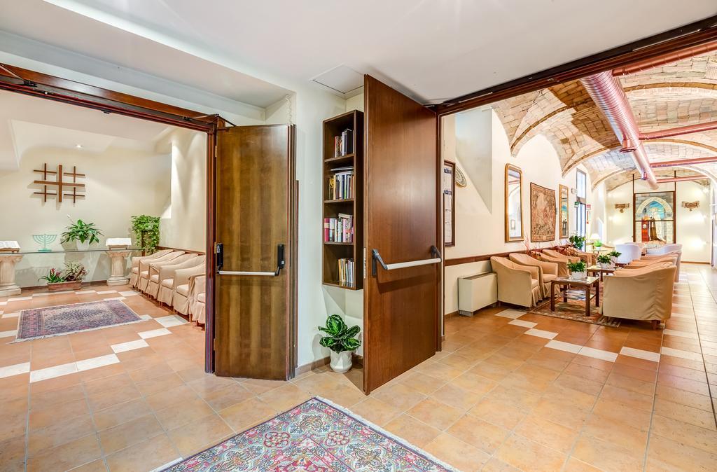 Domus Carmelitana Hotel Roma Ngoại thất bức ảnh